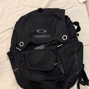 Oakley Black Men's Backpack with Silver Accents